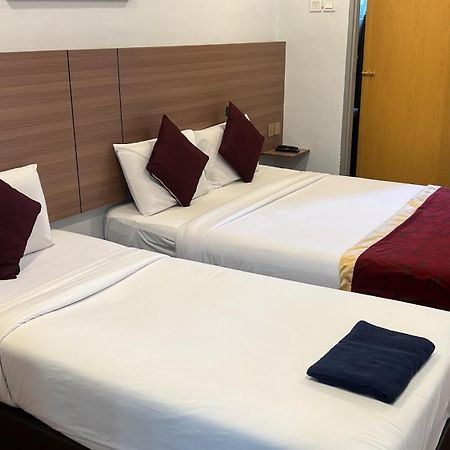 ESM Hotel Tanah Rata Buitenkant foto